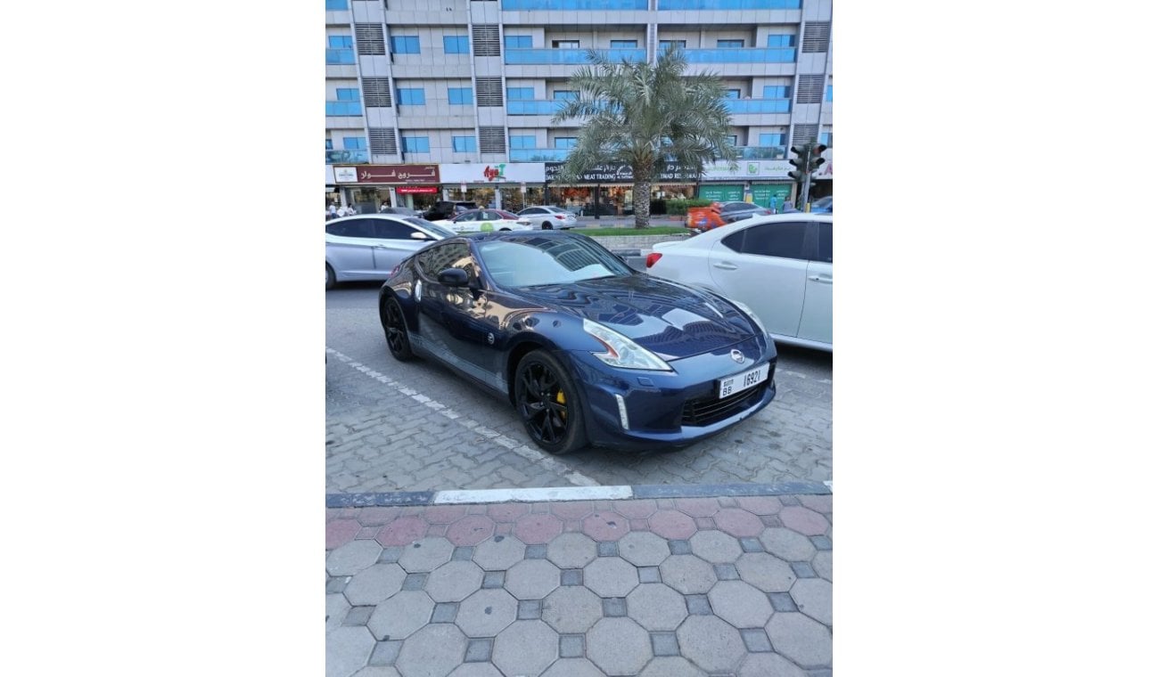 نيسان 370Z