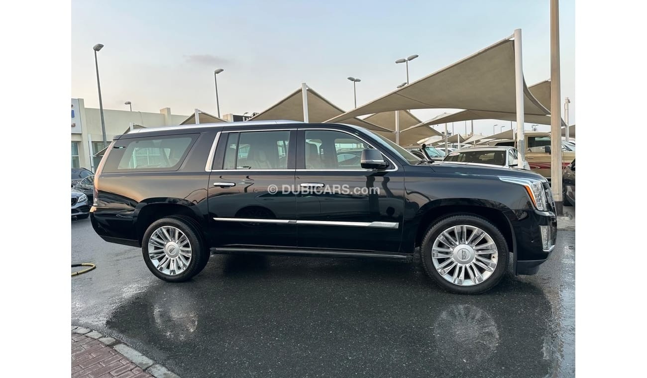 Cadillac Escalade Cadillac Escalade Platinum XLGcc2018_Excellent_Condition _Full option