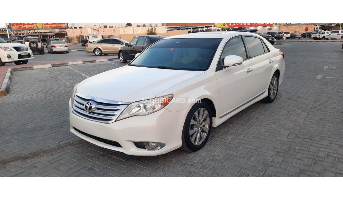 Used 2011 TOYOTA AVALON (LIMITED) 2011 for sale in Dubai - 541404