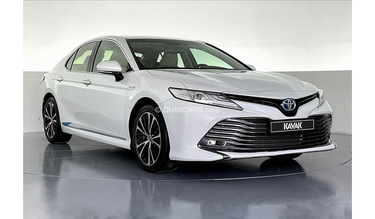 Used Toyota Camry Limited 2019 for sale in Dubai - 585644