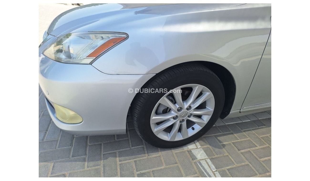 لكزس ES 350 Lexus Es 350 full option USA good condition no accident