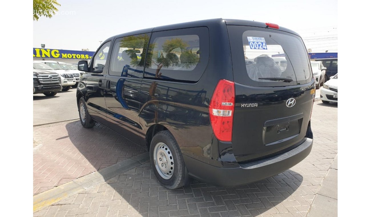 Hyundai H-1 VAN - MANUAL 5DOOR 12-SEATER (DIESEL)