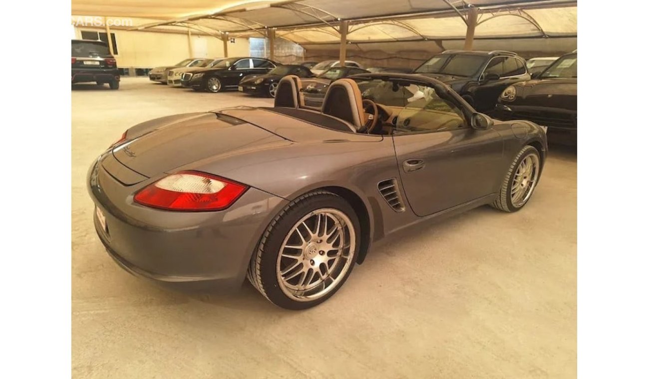 Porsche Boxster PORSCHE BOXSTER 2.7L 2005 CONVERTIBLE LOW MILEAGE IN EXCELLENT CONDITION