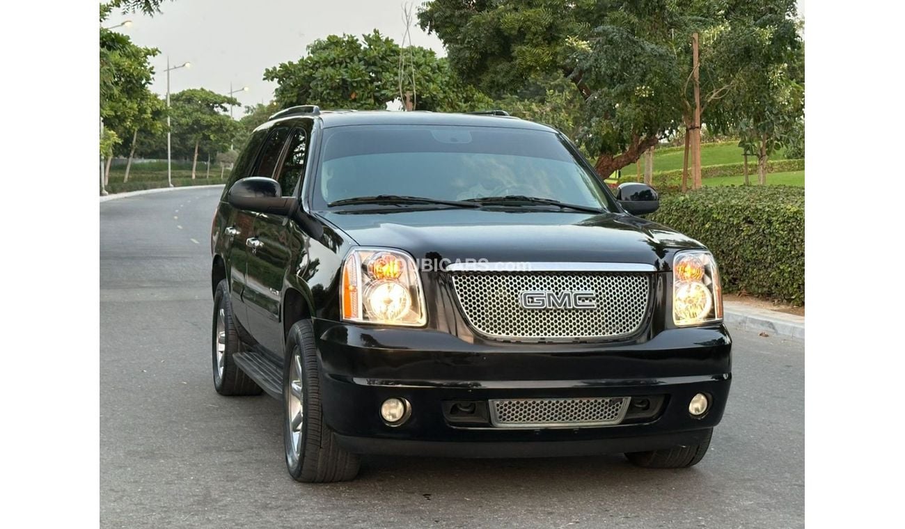 GMC Yukon Denali