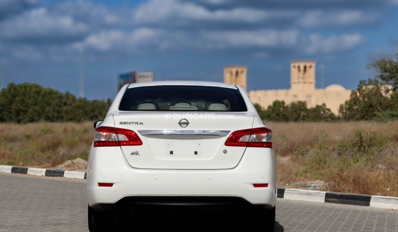 Nissan Sentra nissan sentra 1.6L 2019 GCC accident free in excellent condition 619 P.M