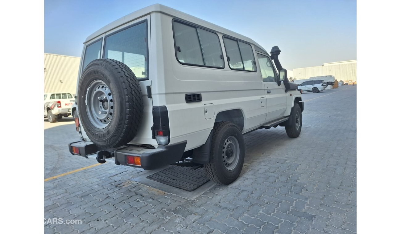 Toyota Land Cruiser Hard Top MY 2024 DIESEL FULL OPTION WITH DIFFLOCK, DVD,STEERING WHEEL CONTROL