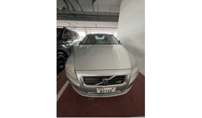 Volvo S90 4.4 V8