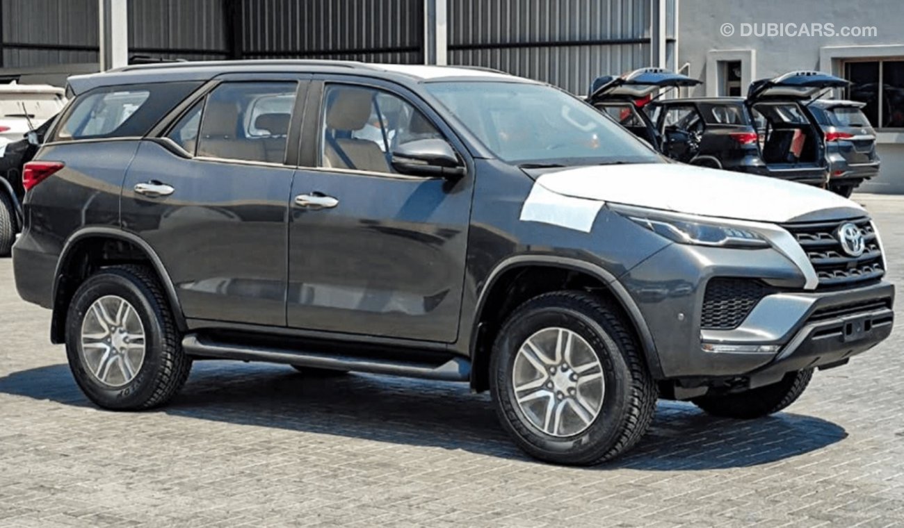 تويوتا فورتونر TOYOTA FORTUNER 2.7L 4WD PETROL 2024