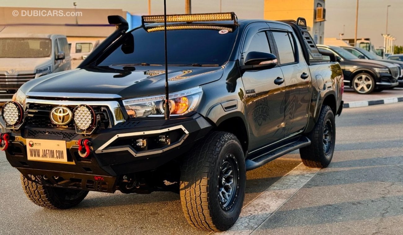 Toyota Hilux DOUBLE CABIN - OFF ROAD MODIFIED | AIR SNORKEL | RHD | DIESEL | 2017 | SPORTS BAR