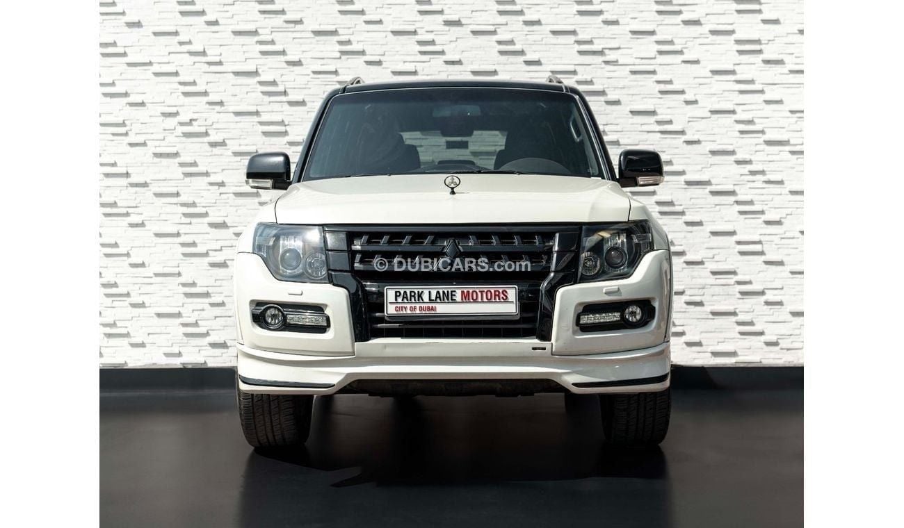 Mitsubishi Pajero AED 1,730 PM • 3.8 SIGNATURE EDITION • ONLY 27,000 KM • PRISTINE CONDITION