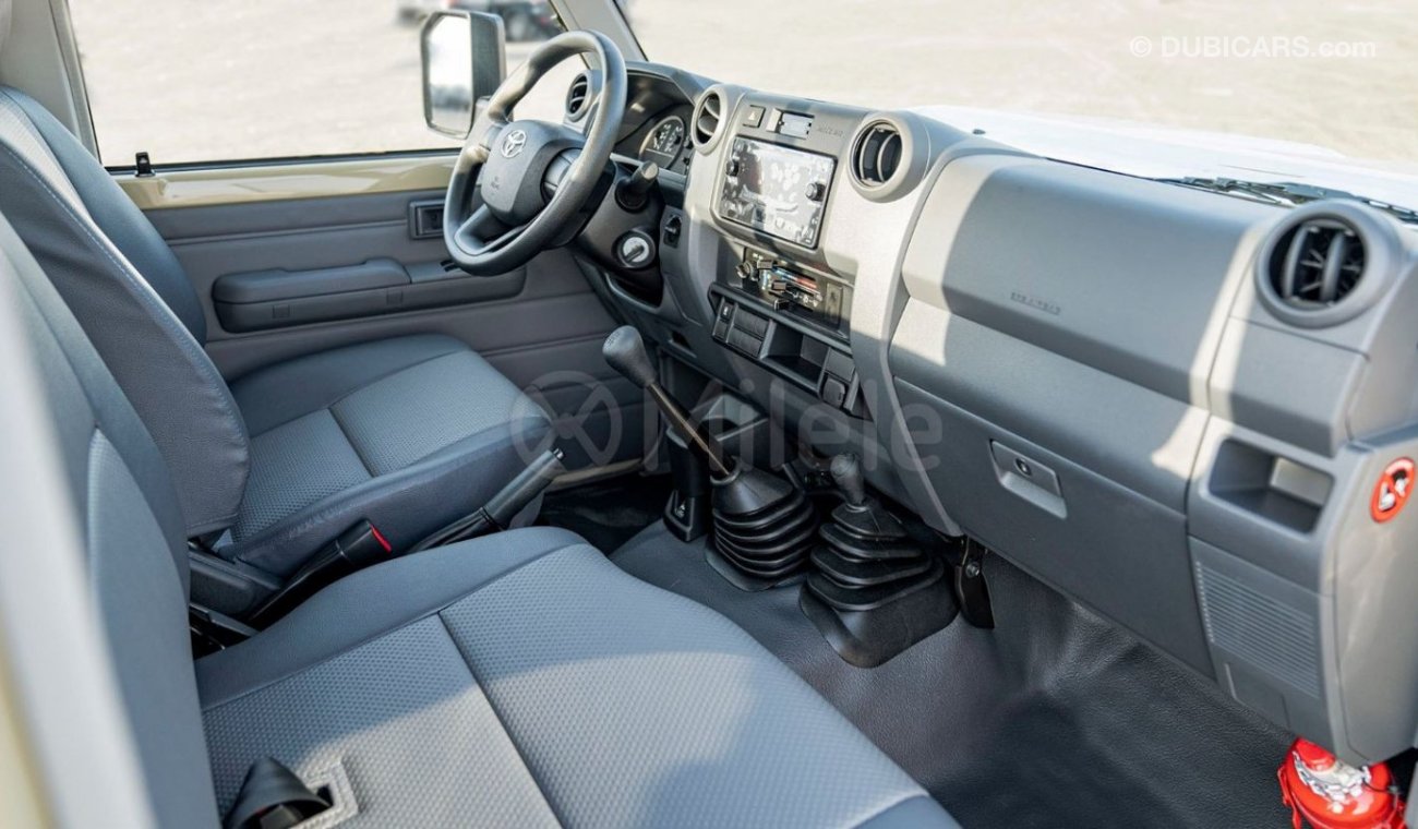 Toyota Land Cruiser Pick Up C79SC 4.0L PETROL: WITH POWER WINDOW, DIFF LOCK, NEW SHAPE (EXPORT ONLY)