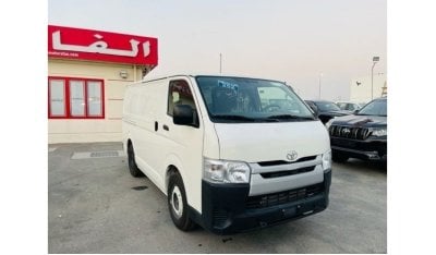 Toyota Hiace 2.5L CARGO STD ROOF