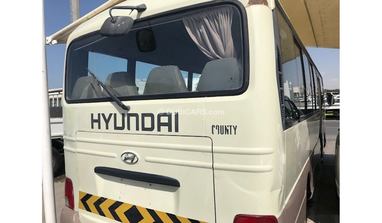 Hyundai County