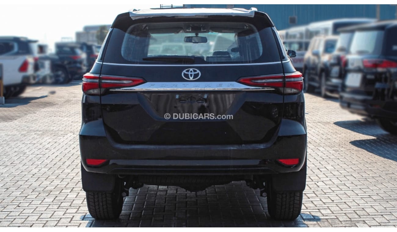 تويوتا فورتونر TOYOTA FORTUNER DIESEL 2.8L COMFORT TURBO AUTOMATIC 2023 (EXPORT ONLY)