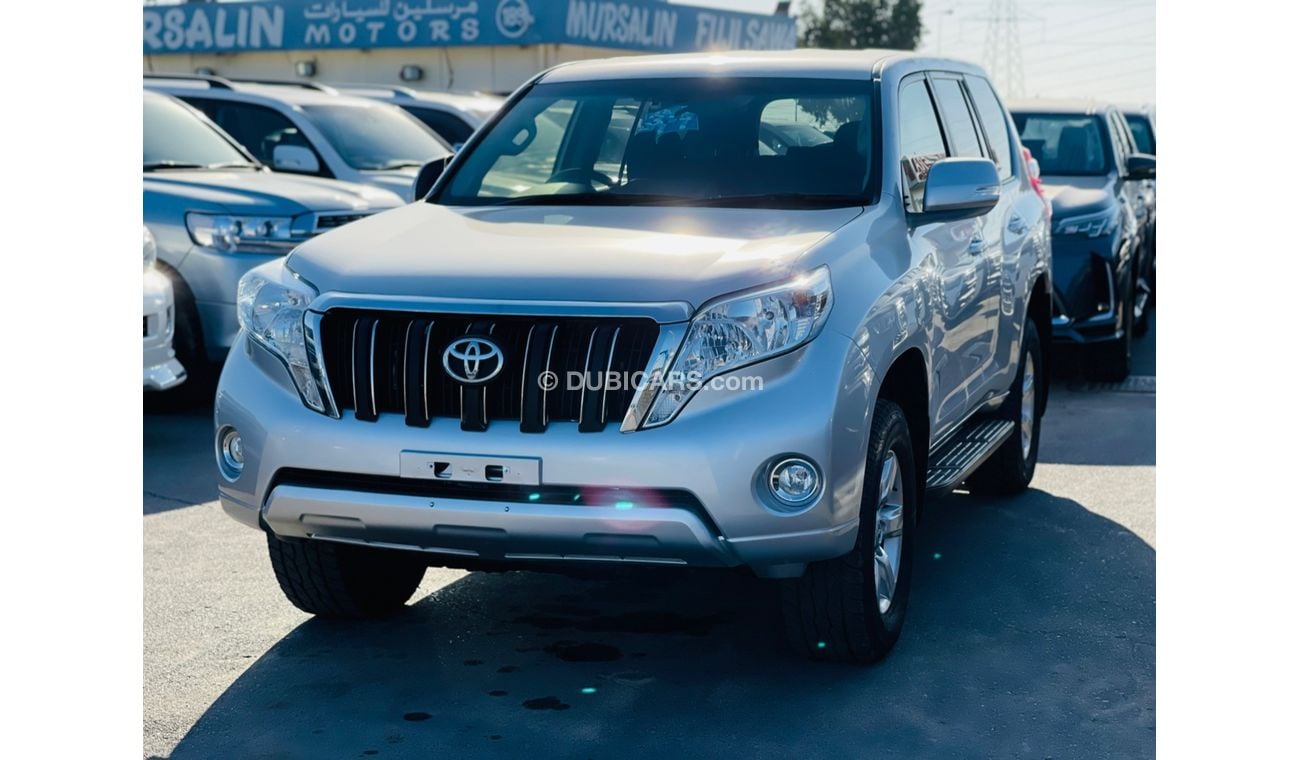 Toyota Prado Toyota prado Diesel engine model 2017 car very clean and good condition