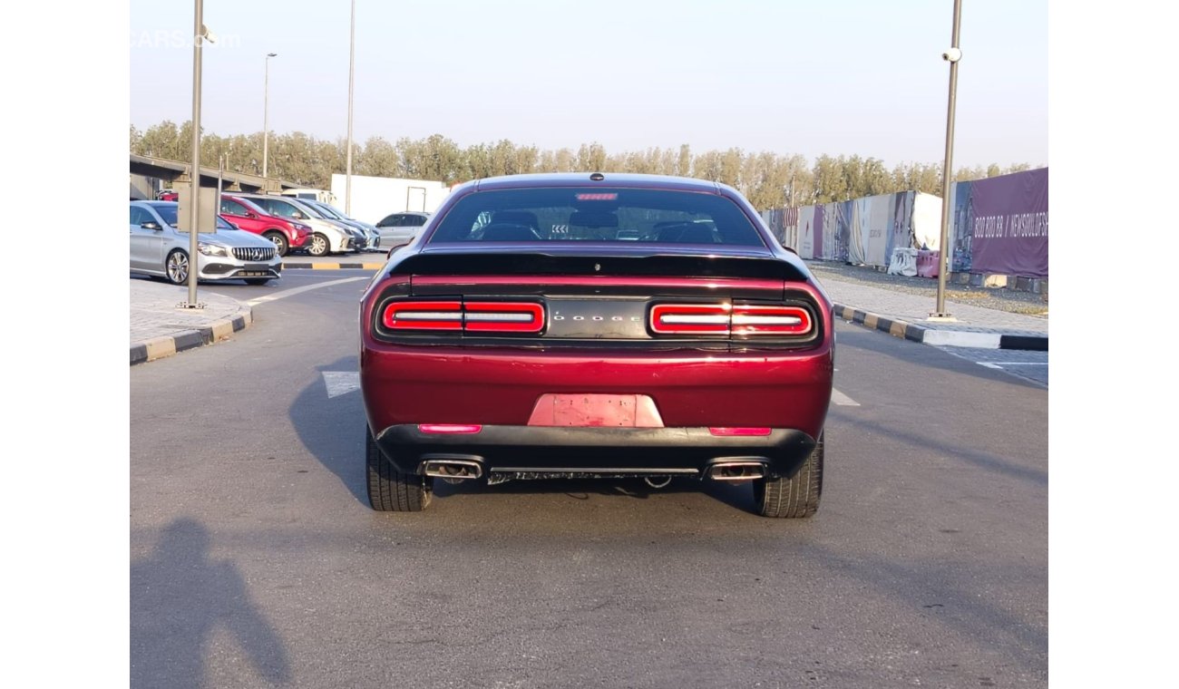 Dodge Challenger 3.6L Supertrack S