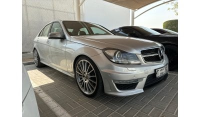 مرسيدس بنز C 300 C63 Body Kit