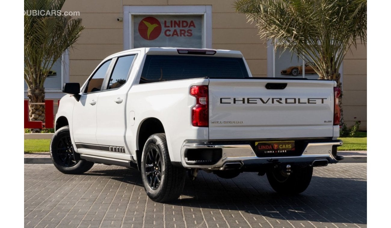 شيفروليه سيلفرادو 1500 Chevrolet Silverado 1500 Z71 Double Cab Utility 2021 GCC under Warranty with Flexible Down-Payment.