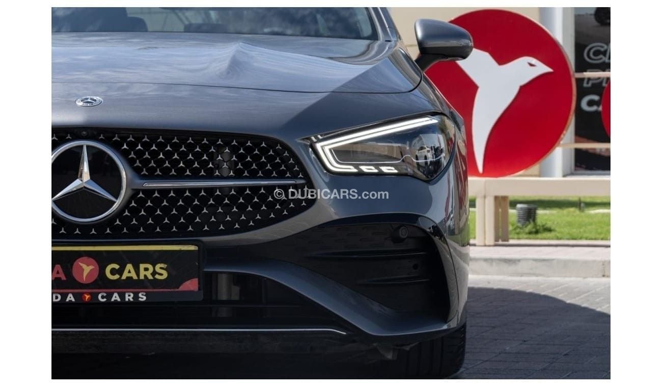 مرسيدس بنز CLA 250 Premium + 2.0L Mercedes-Benz CLA250 2024 GCC under Agency Warranty with Flexible Down-Payment.