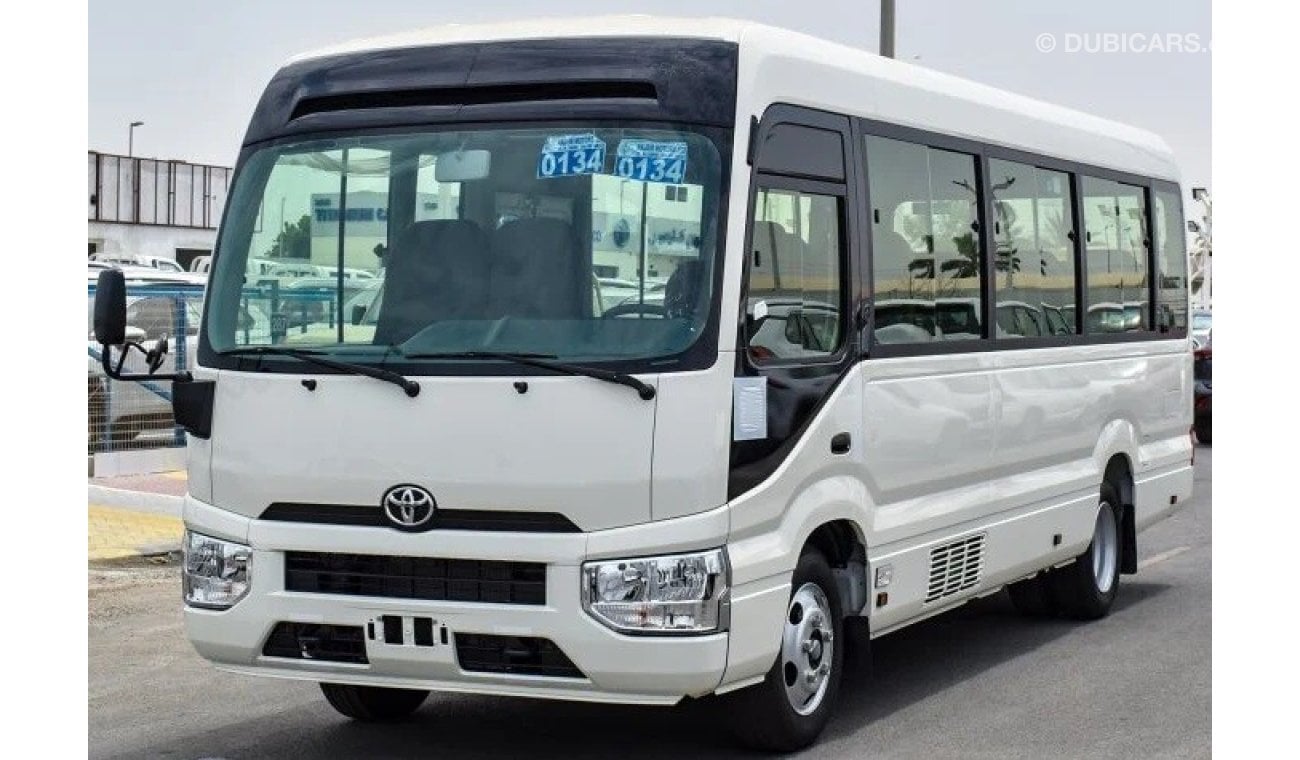 تويوتا كوستر 4.2L DSL V6 M/T (23 SEATS) 2024