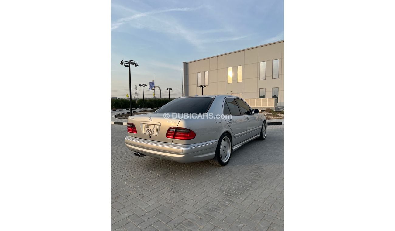 Mercedes-Benz E 55 AMG E55 AMG Avantgarde