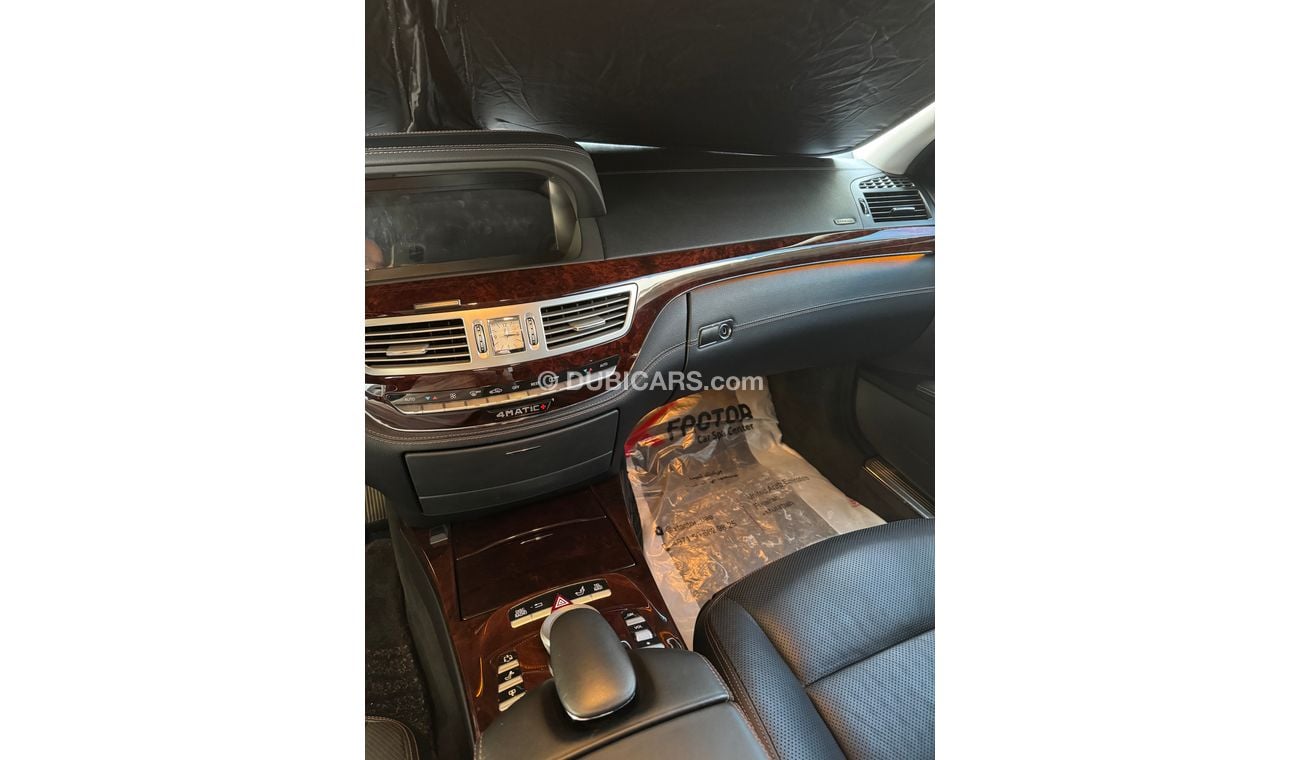 مرسيدس بنز S 550 s550