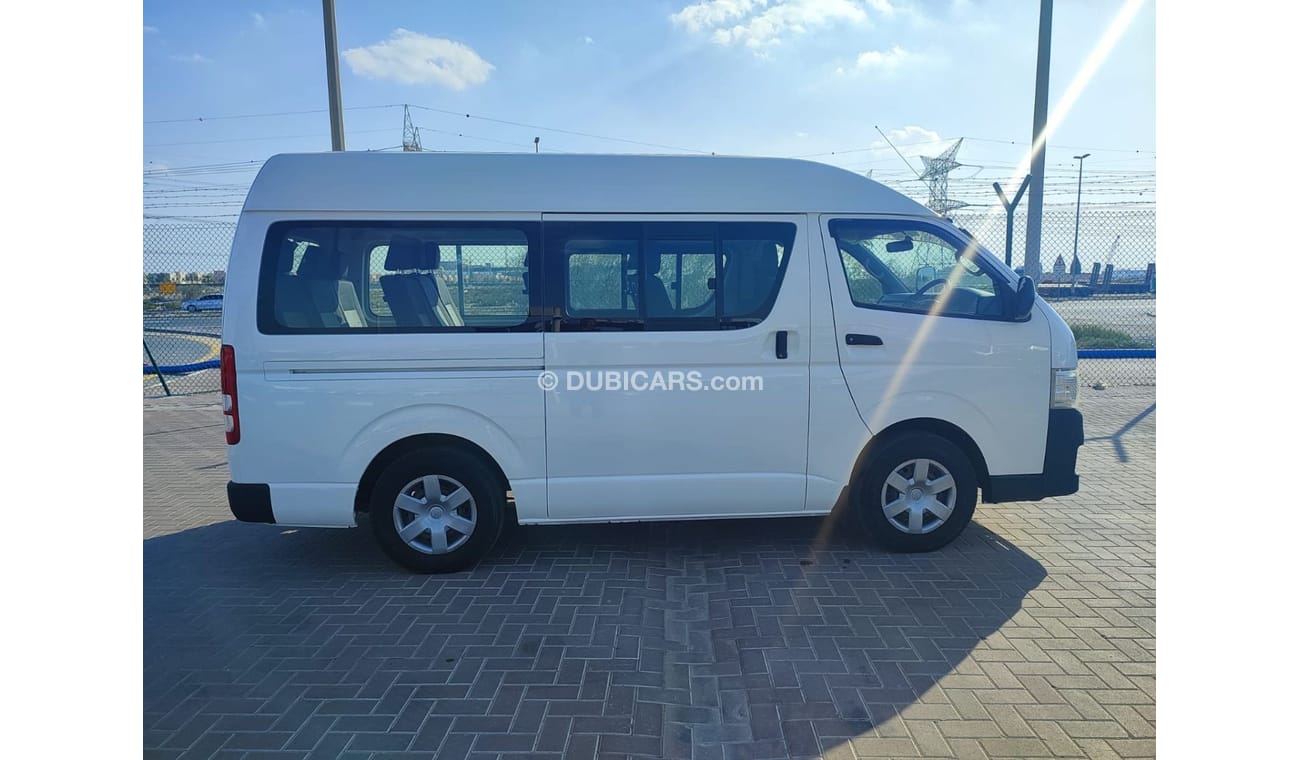 Toyota Hiace KDH201-0069184 || TOYOTA	HIACE (VAN)	2011	WHITE	3000	PETROL	RHD	MANUAL