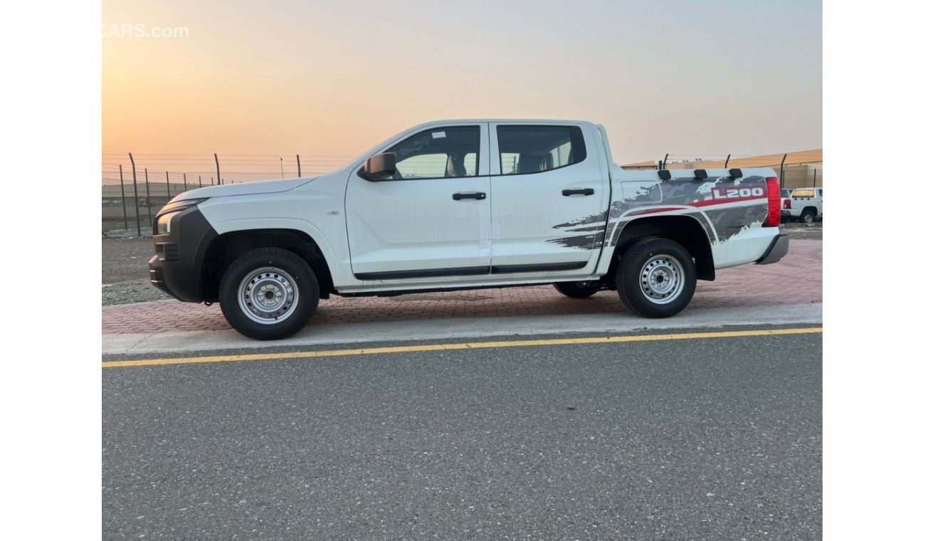 Mitsubishi L200 2.4L PETROL 2024