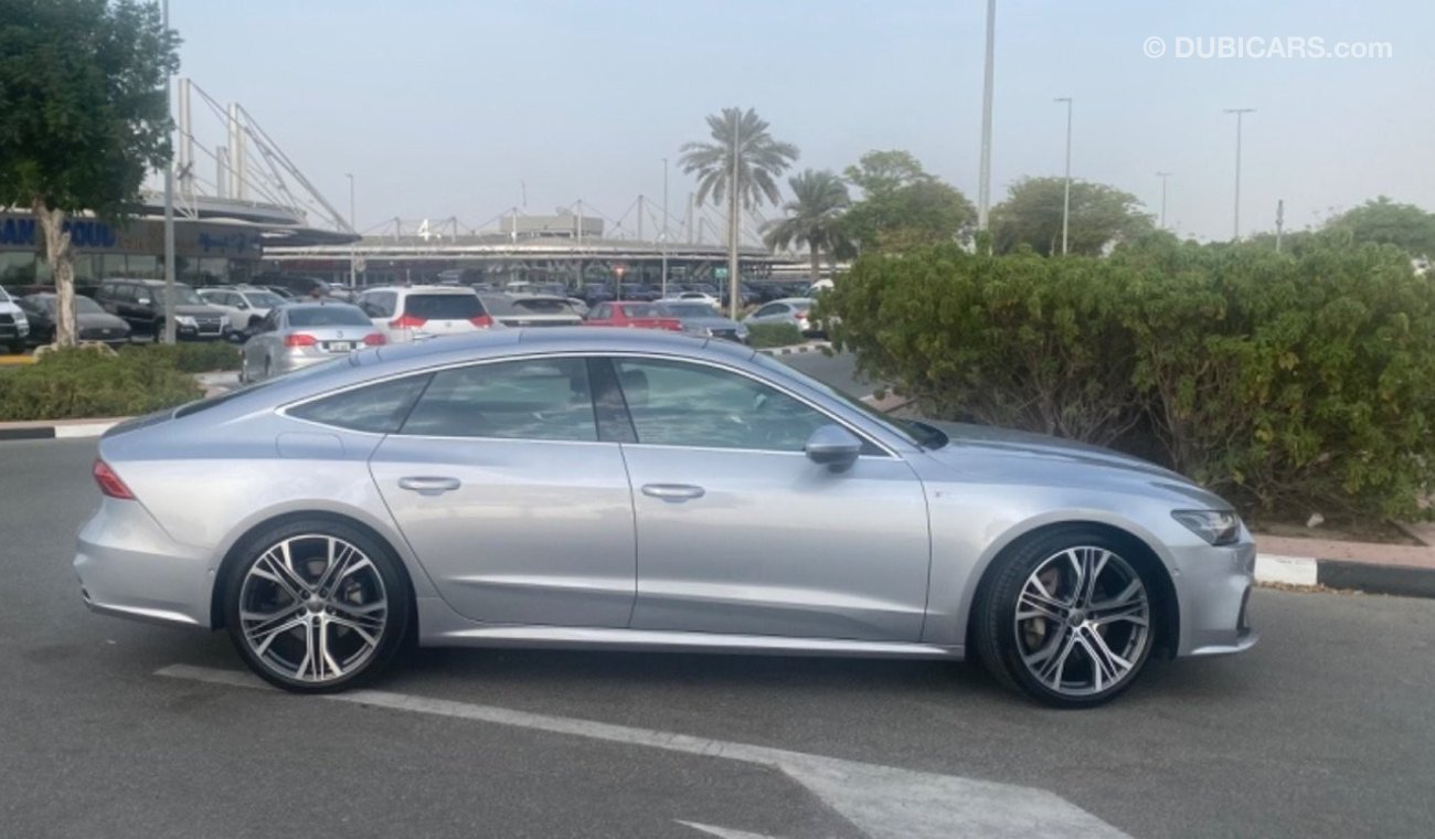 أودي A7 55 TFSI quattro S-لاين