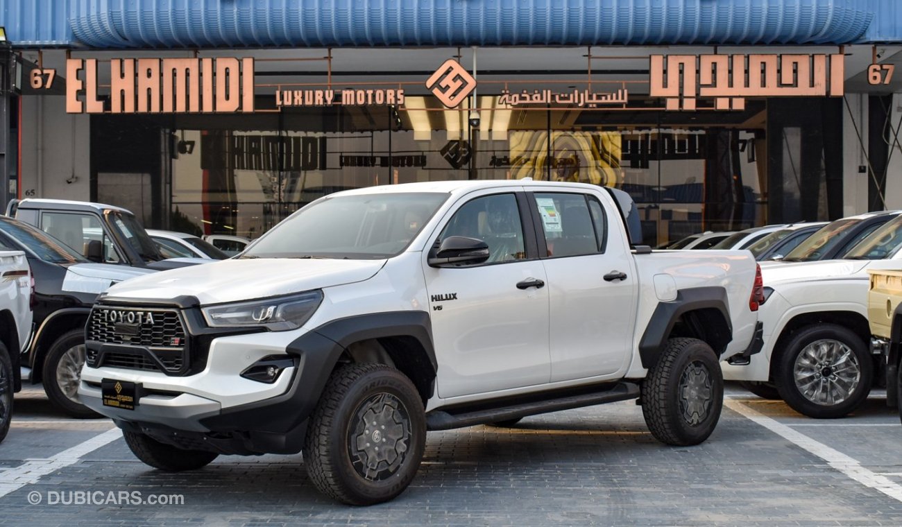 تويوتا هيلوكس GR Sport 4.0L Petrol