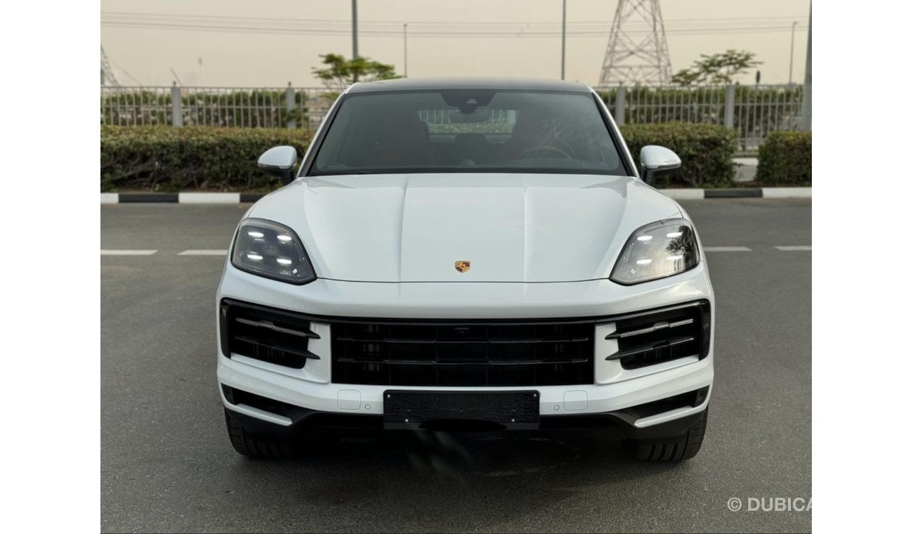 Porsche Cayenne GCC SPEC UNDER WARRANTY AND SERVICE CONTRACT