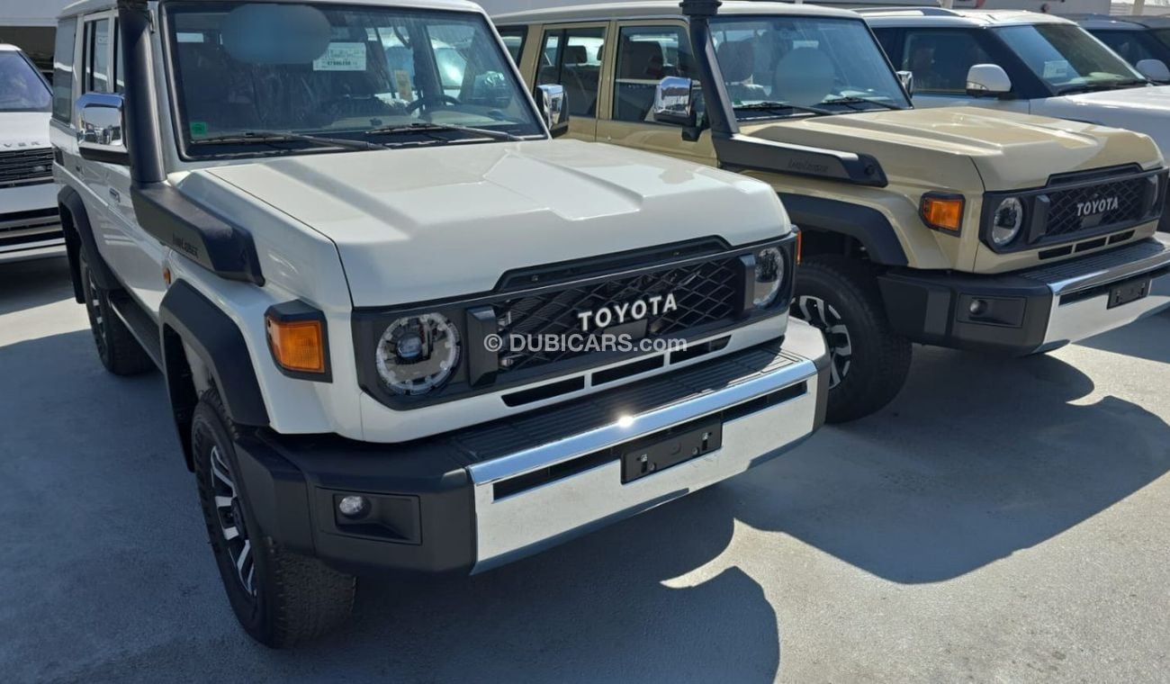 Toyota Land Cruiser Hard Top LC76