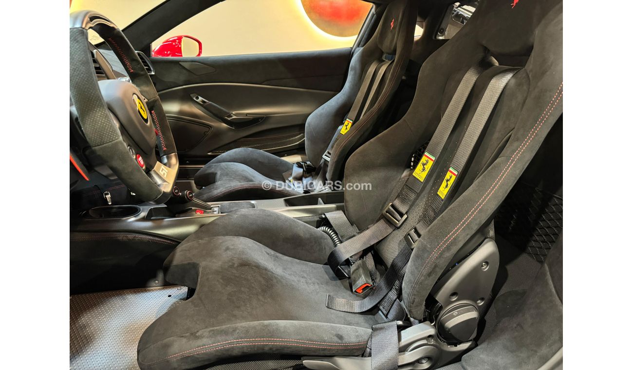 Ferrari 488 PISTA PILOTI