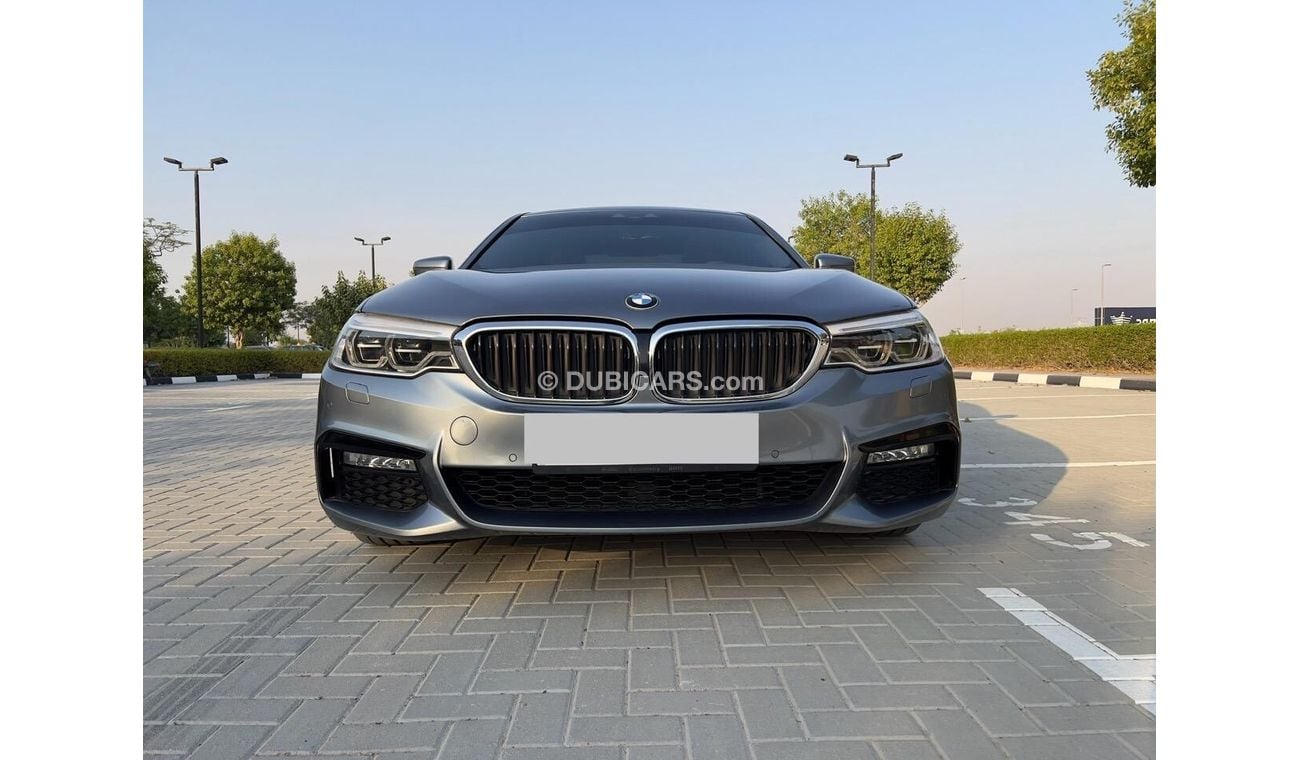 بي أم دبليو 530i Luxury M Sport Package 2.0L