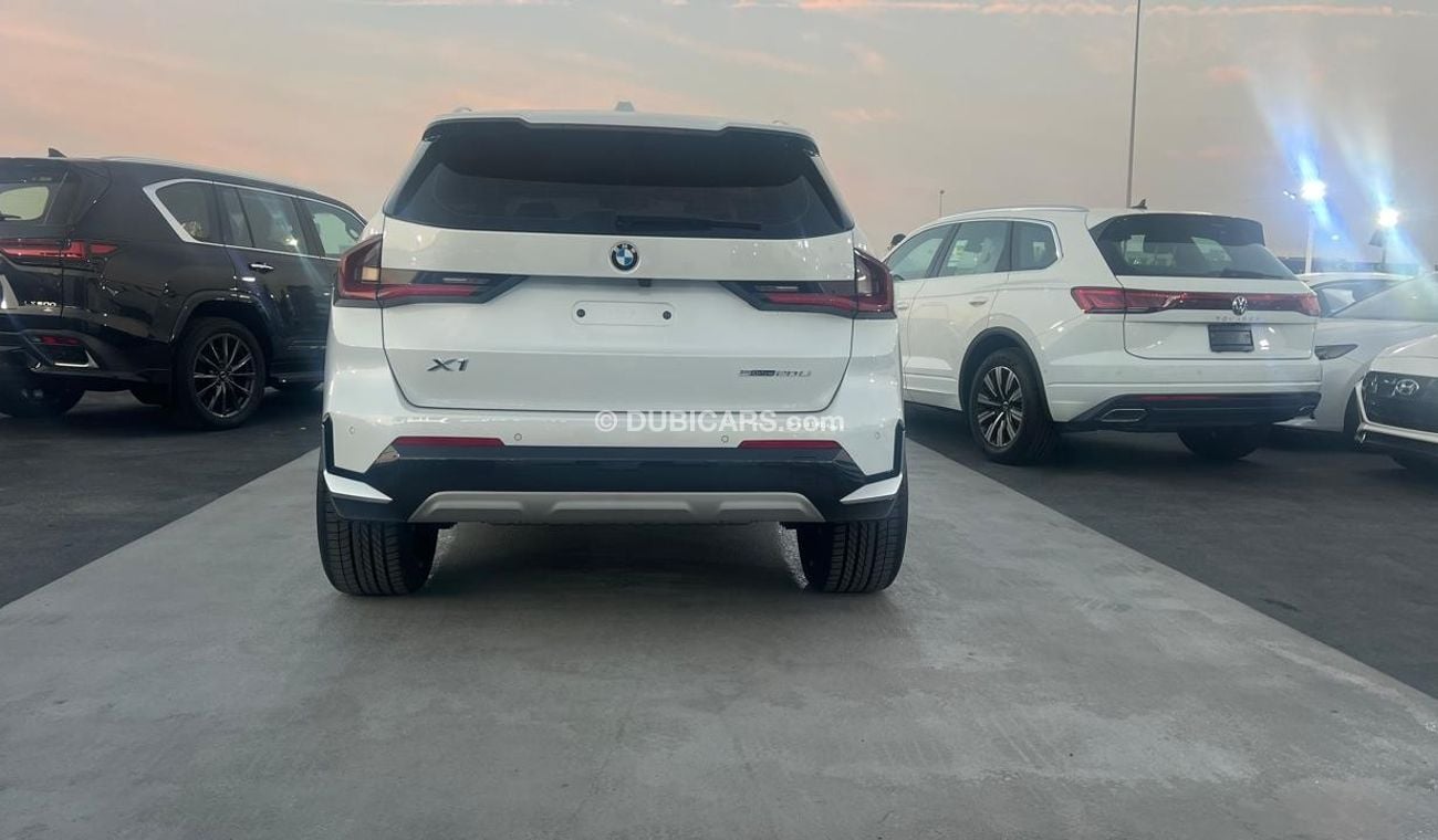 بي أم دبليو X1 20Li  1.5L