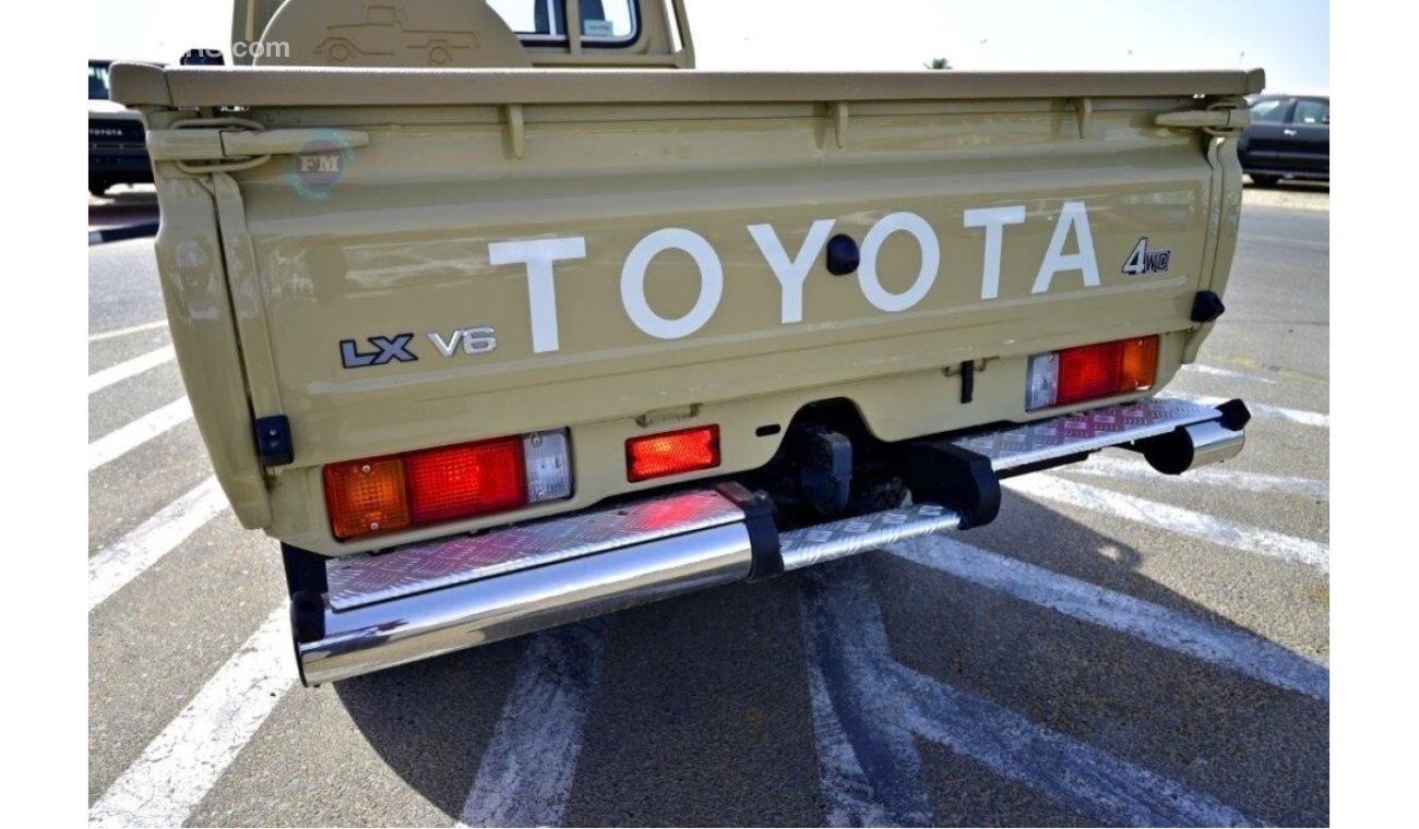 Toyota Land Cruiser Pick Up 79 Single Cab DLX