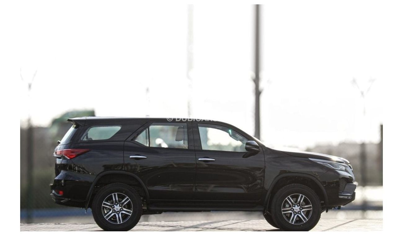 تويوتا فورتونر Toyota fortuner 2.7L 4x4 MY2023