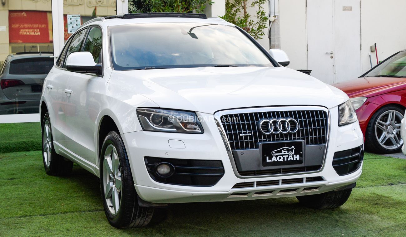 Audi Q5 Audi Q5 model 2009, GCC, panorama, white color, inside beige leather hatch, rear spoiler, sensors, c