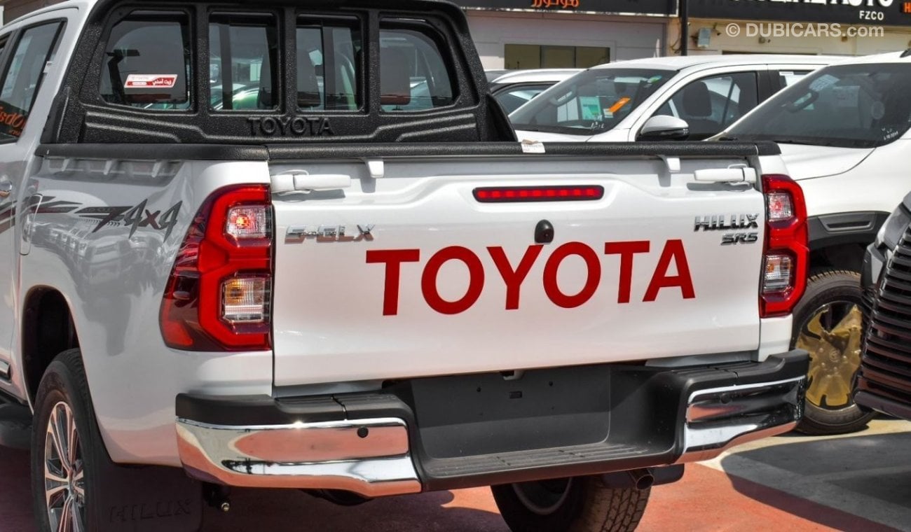 تويوتا هيلوكس Toyota Hilux S-GLX | 2.7L 4x4 | Petrol | 2024