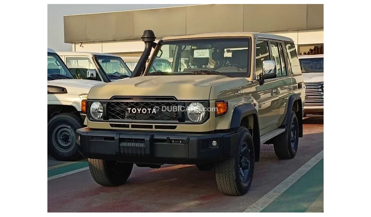 Toyota Land Cruiser Hard Top LC76 4.5D MT MY2024