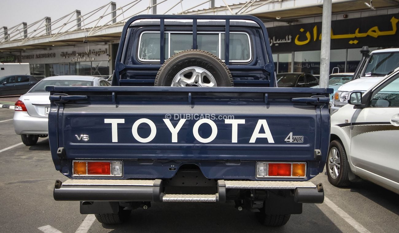 Toyota Land Cruiser LC79 Double Cab Pickup  V6 4.0L