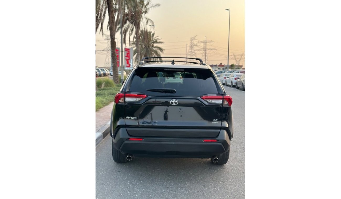 Toyota RAV4 LE Toyota RAV4 2019