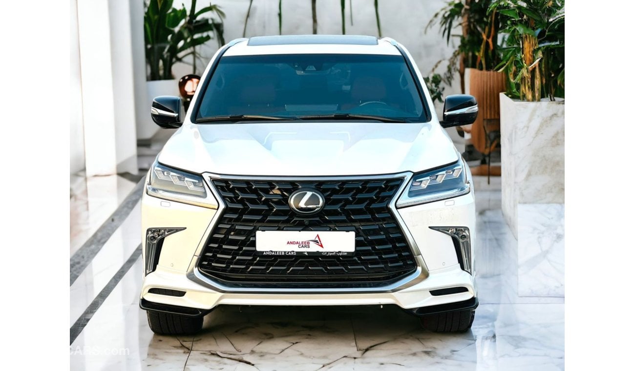 لكزس LX 570 AED 6,160 PM | LEXUS LX 570 5.7L V8 | FULL SERVICE HISTORY | UNDER WARRANTY | GCC | PLATINUM