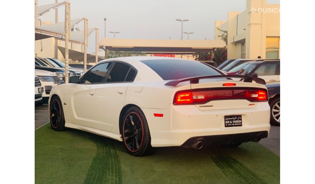 Dodge Charger SRT8