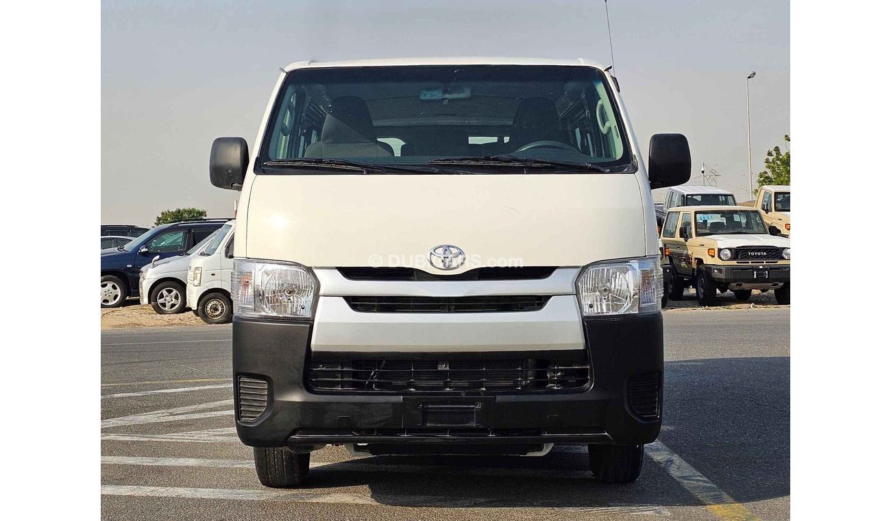 تويوتا هاياس PASSENGER / STANDARD ROOF / PETROL / GCC / EXPORT ONLY / LOT#27409