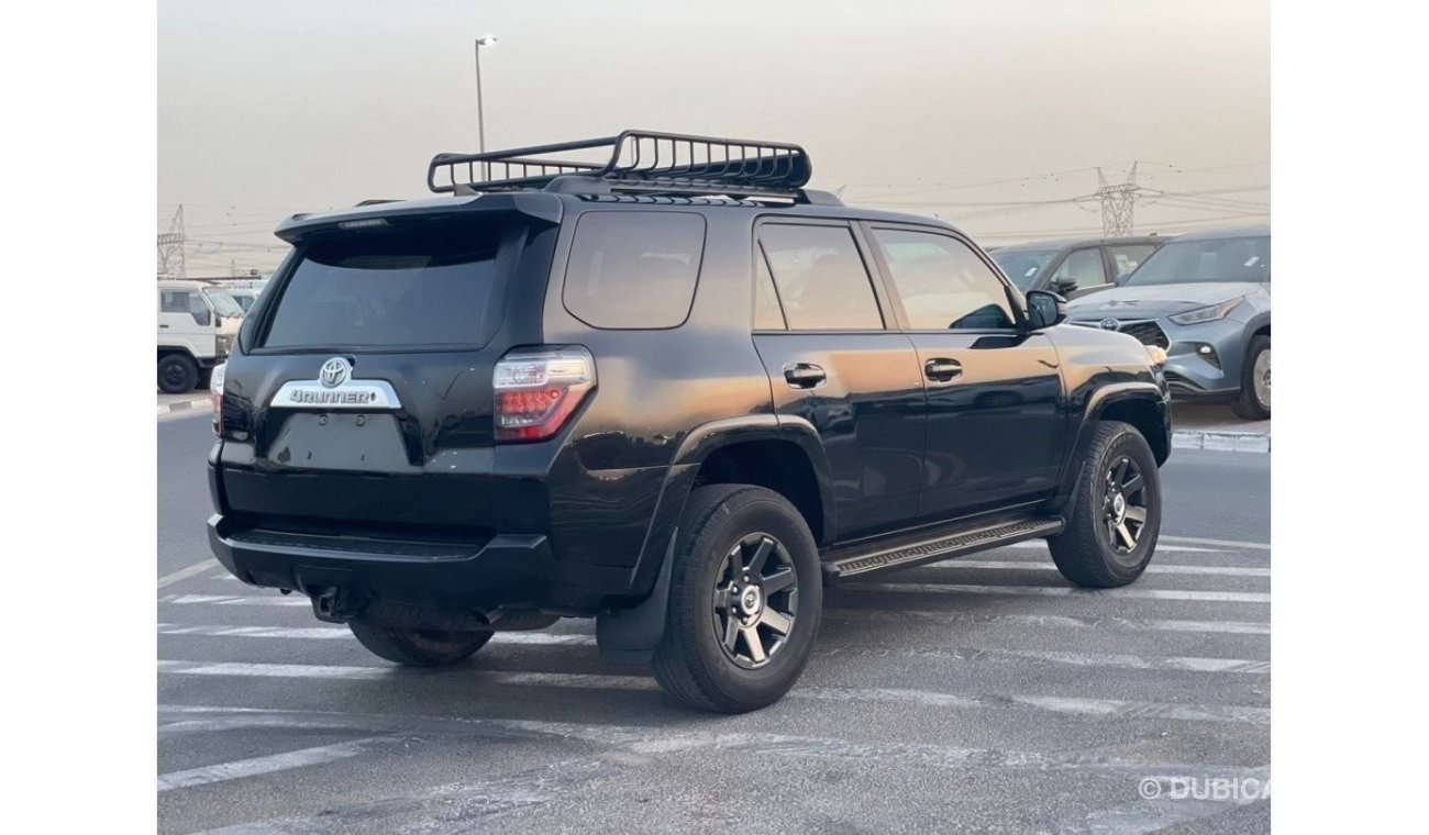 تويوتا Runner4 2021 Toyota 4Runner SR5 Premium 4x4 -4.0L V6 /