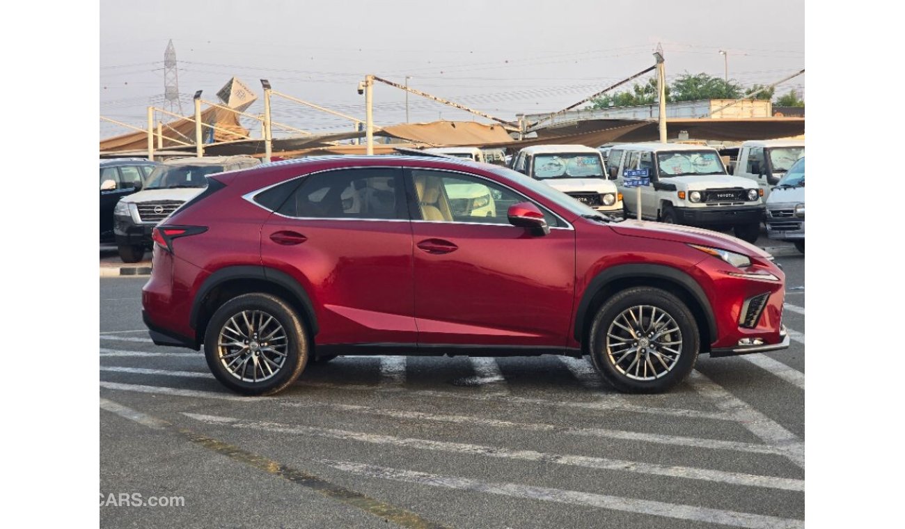 Lexus NX300 2020 Full option 4x4 , Sunroof and Parking sensors