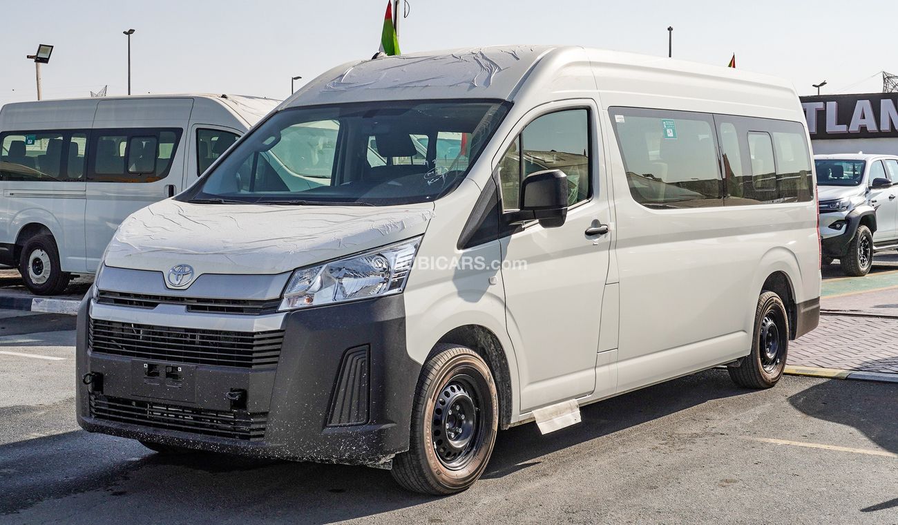 Toyota Hiace Diesel M/T