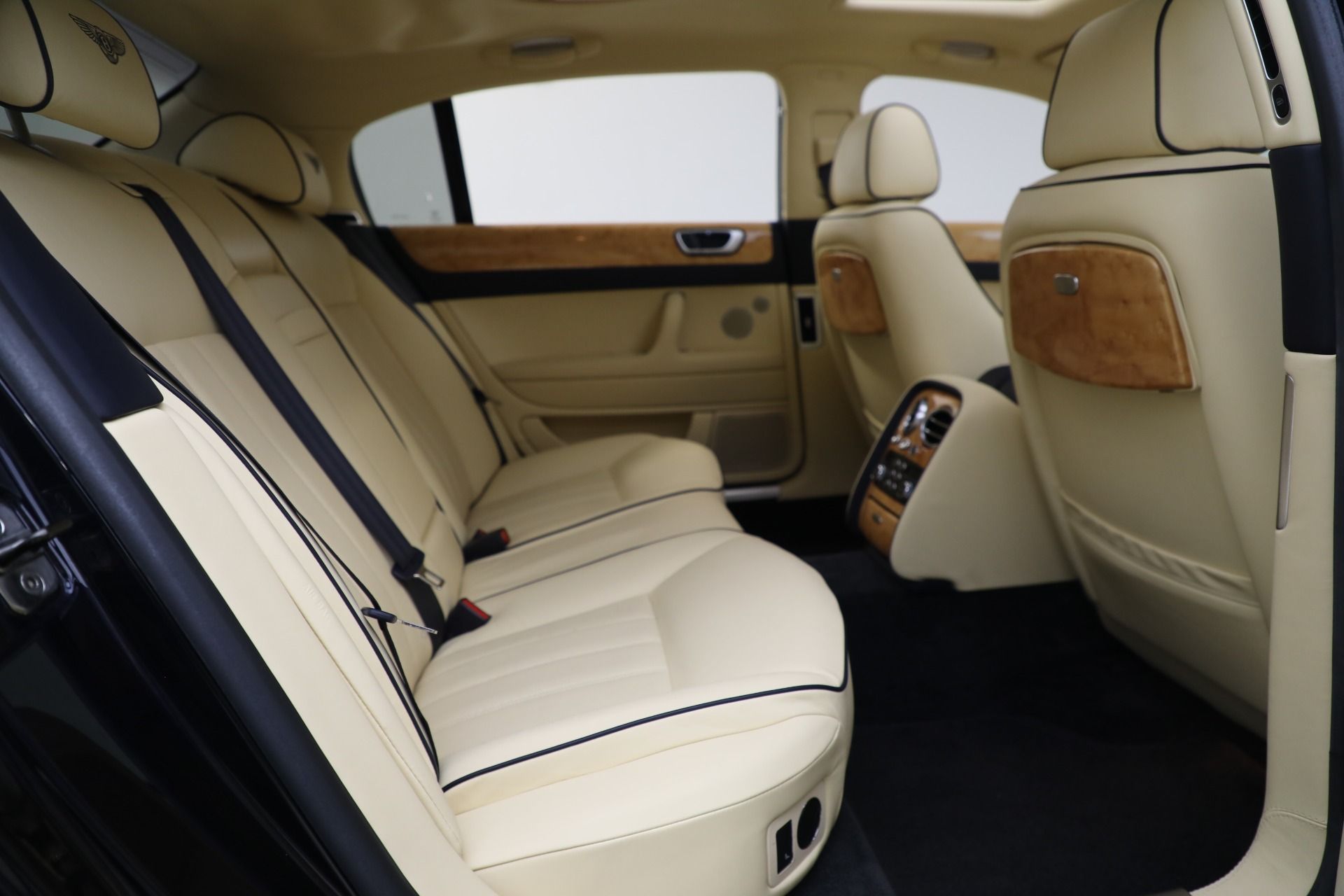 بنتلي كونتيننتال فلاينج سبر interior - Seats