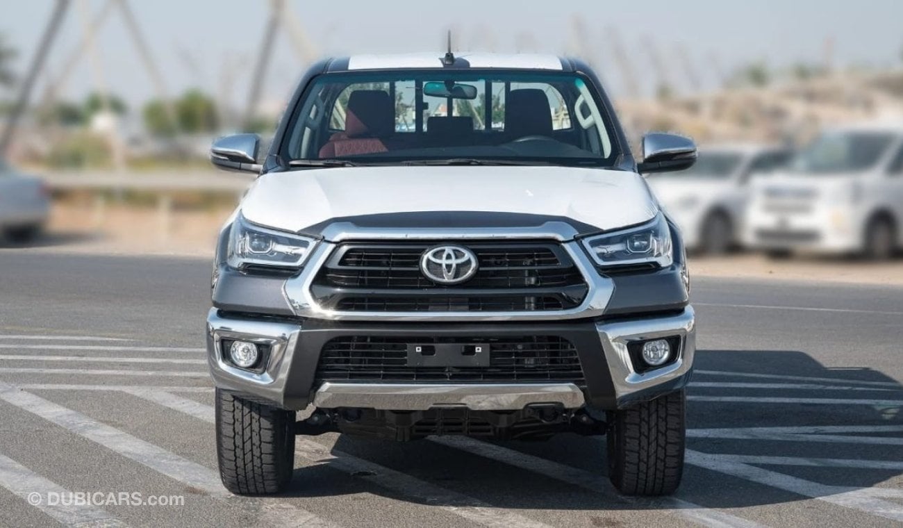 تويوتا هيلوكس HILUX SR5 2.7L V4 PETROL MANUL